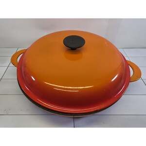 Le Creuset 30 cm Round Enameled Cast Iron Casserole Braiser W Lid Flame Orange